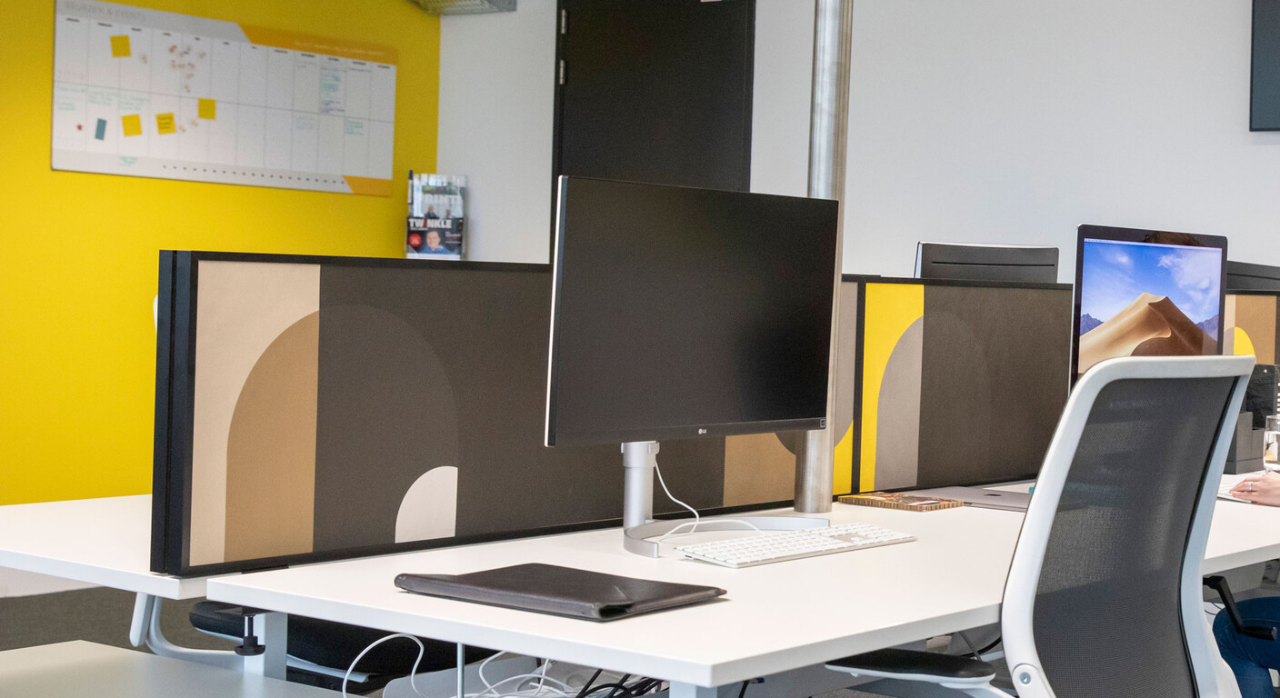 AcousticPro® Schreibtischaufsatz