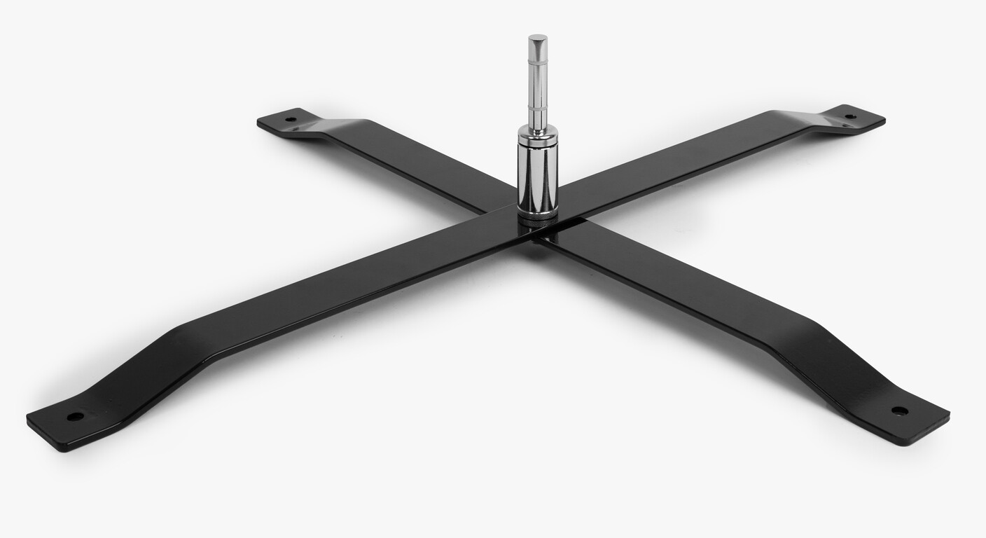 Schwarzer Kreuzsockel