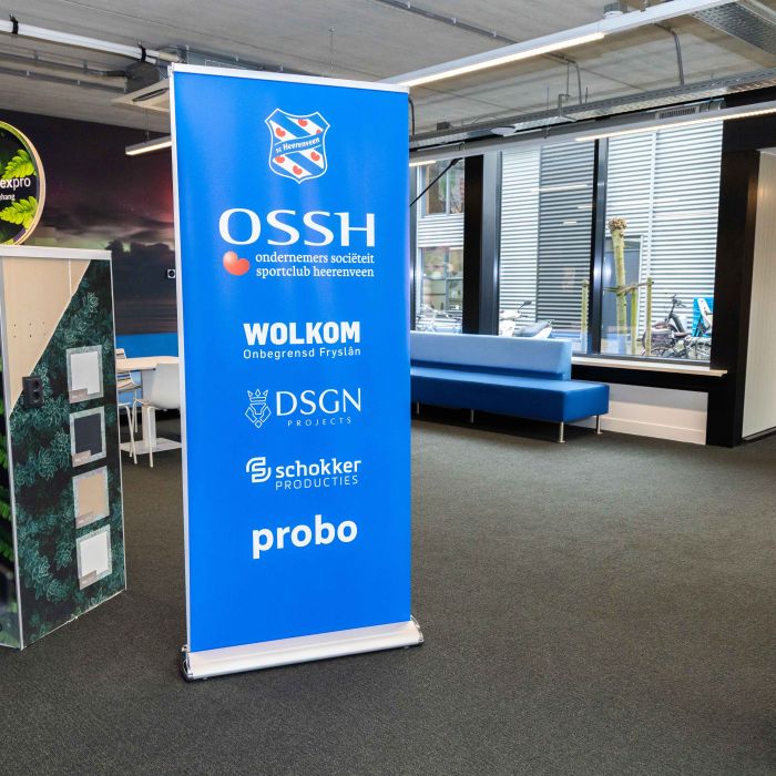 Verwendung des Double roll up banner - Miniatur 5 von 8