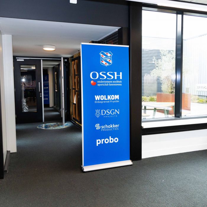 Verwendung des Double roll up banner - Miniatur 6 von 8