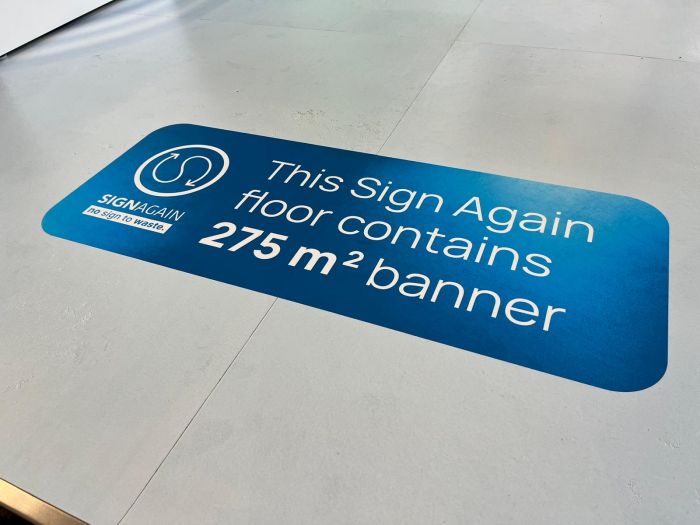 Bodenanwendung Sign Again: Blauer Messestand - Miniatur 4 von 7